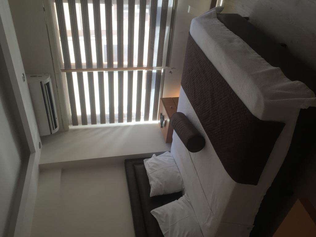 Yayla Hotel Izmir Bagian luar foto